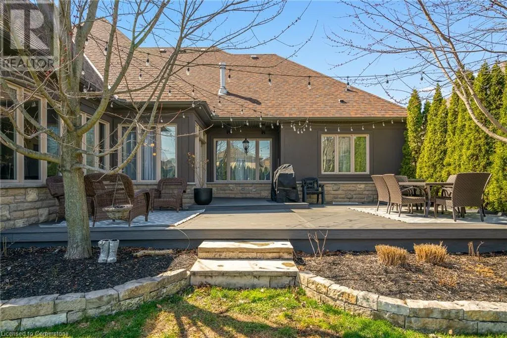 7 SANDALWOOD Crescent