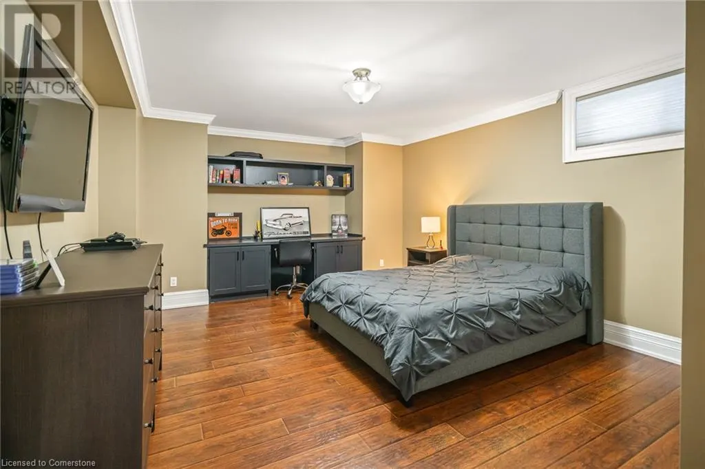 7 SANDALWOOD Crescent
