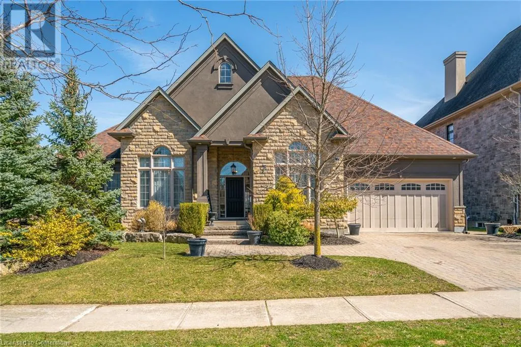 7 SANDALWOOD Crescent