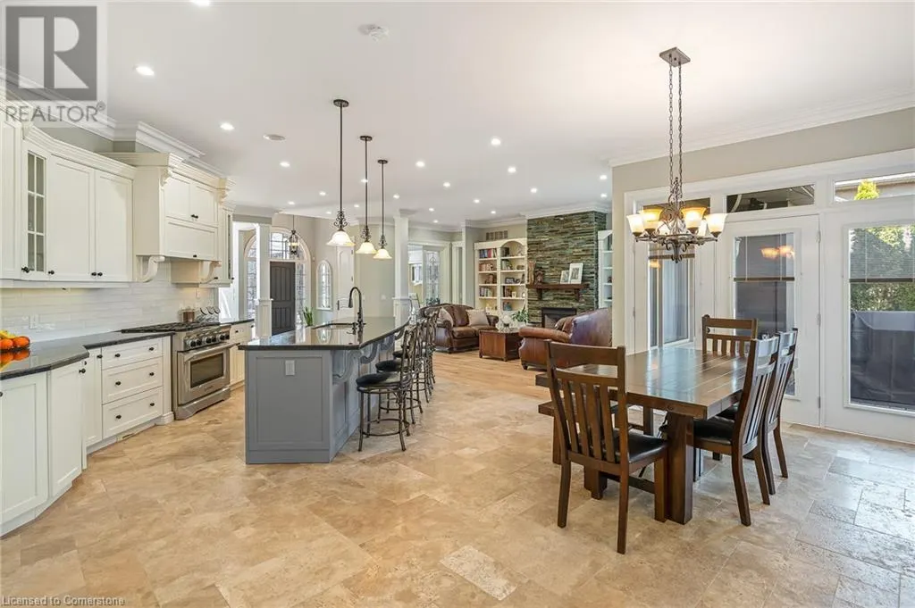 7 SANDALWOOD Crescent