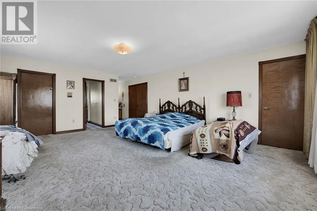 492 SECOND Road E