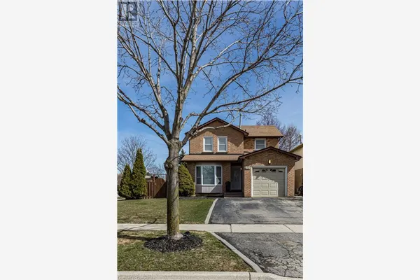 3261 WOODCROFT Crescent