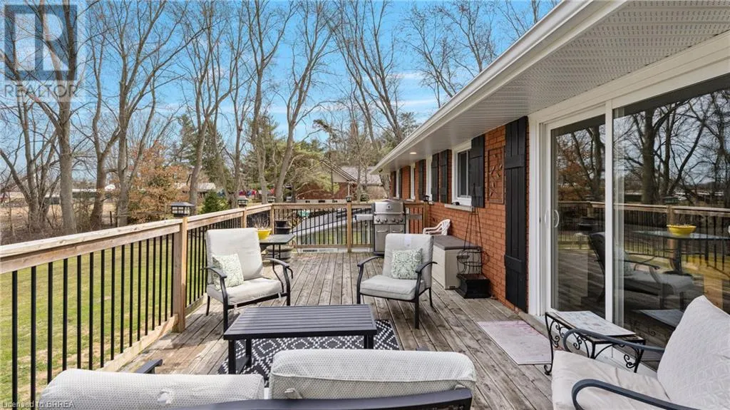 761 LYNDEN Road