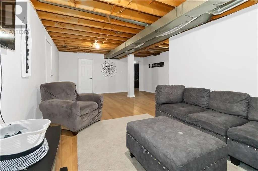 631 MOUNT PLEASANT Road