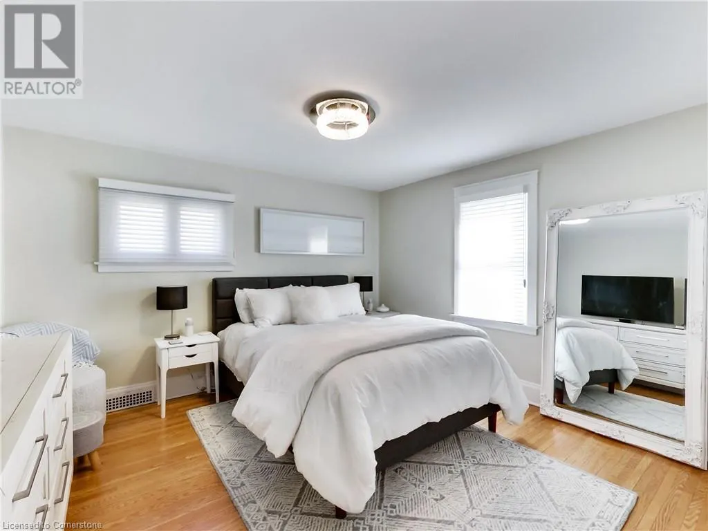 1 NELLES Boulevard