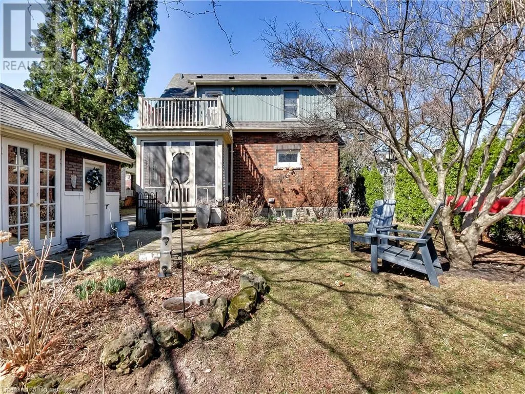 1 NELLES Boulevard