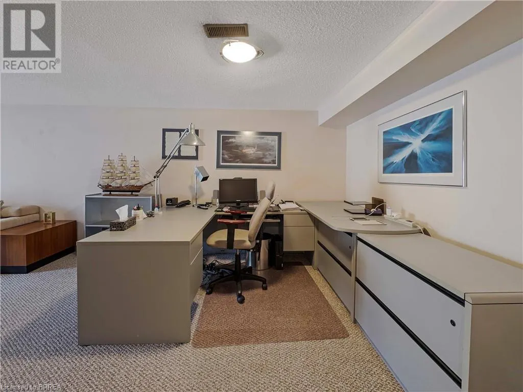 266 MEMORIAL Drive
