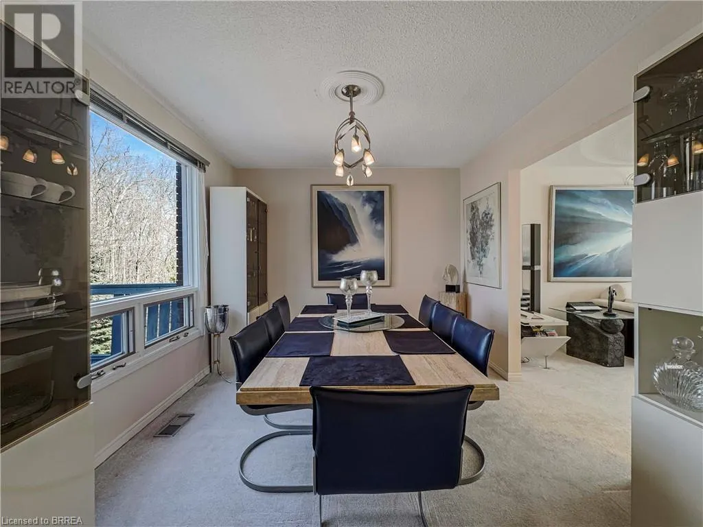 266 MEMORIAL Drive