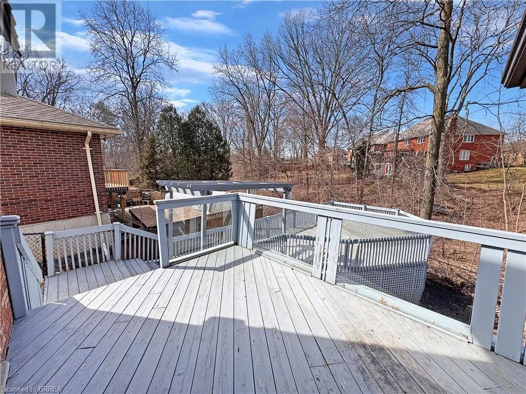 266 MEMORIAL Drive