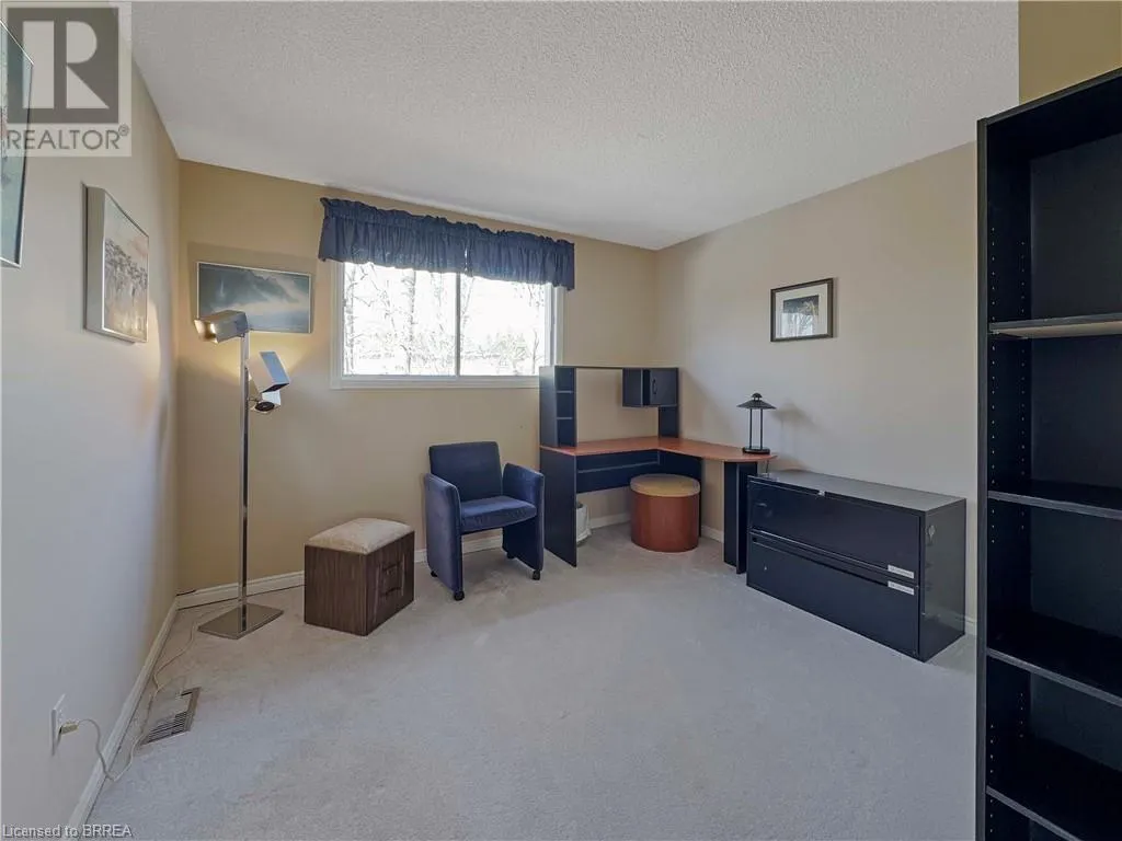 266 MEMORIAL Drive
