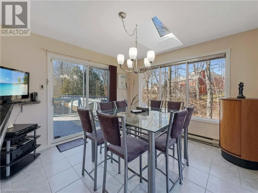 266 MEMORIAL Drive