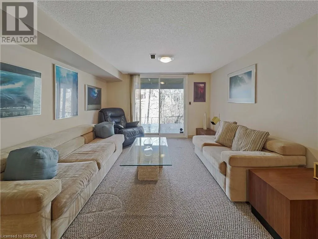 266 MEMORIAL Drive