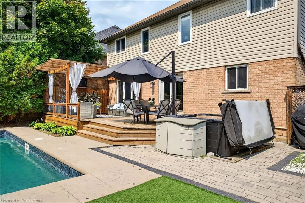 27 SURREY Drive