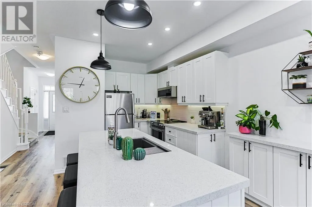 21 DIANA Avenue Unit# 61, #61