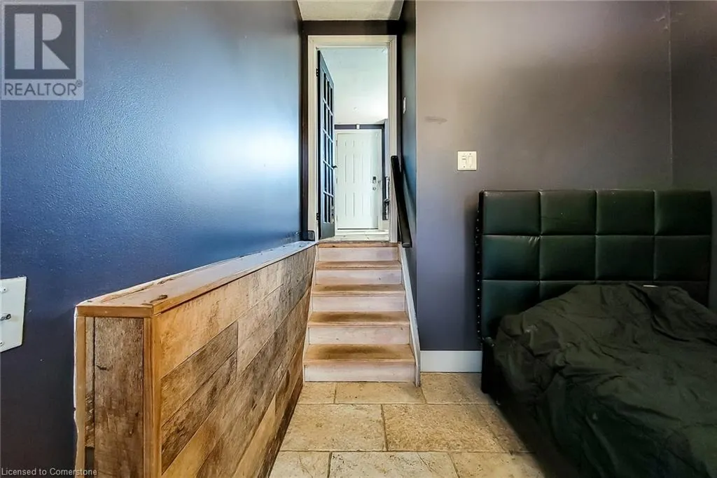1255 UPPER GAGE Avenue Unit# 6, #6