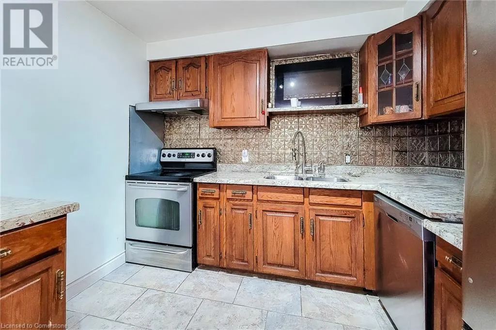 1255 UPPER GAGE Avenue Unit# 6, #6