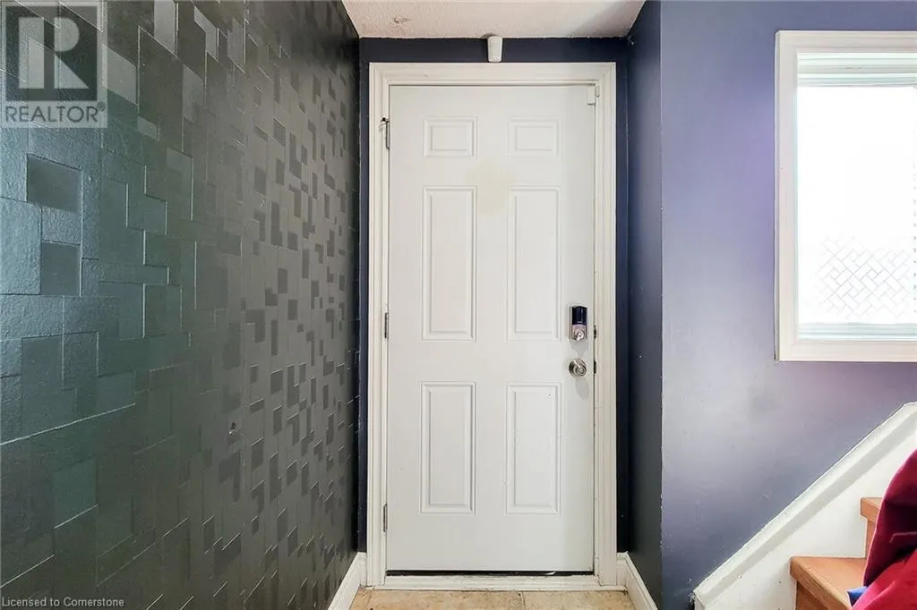 1255 UPPER GAGE Avenue Unit# 6, #6