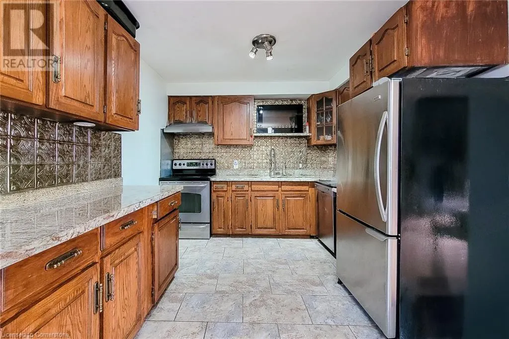 1255 UPPER GAGE Avenue Unit# 6, #6