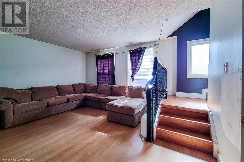 1255 UPPER GAGE Avenue Unit# 6, #6