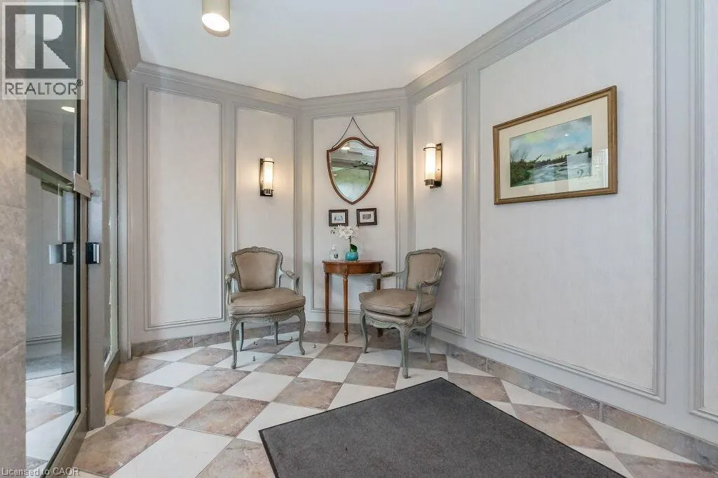 245 QUEEN Street W Unit# 103, #103