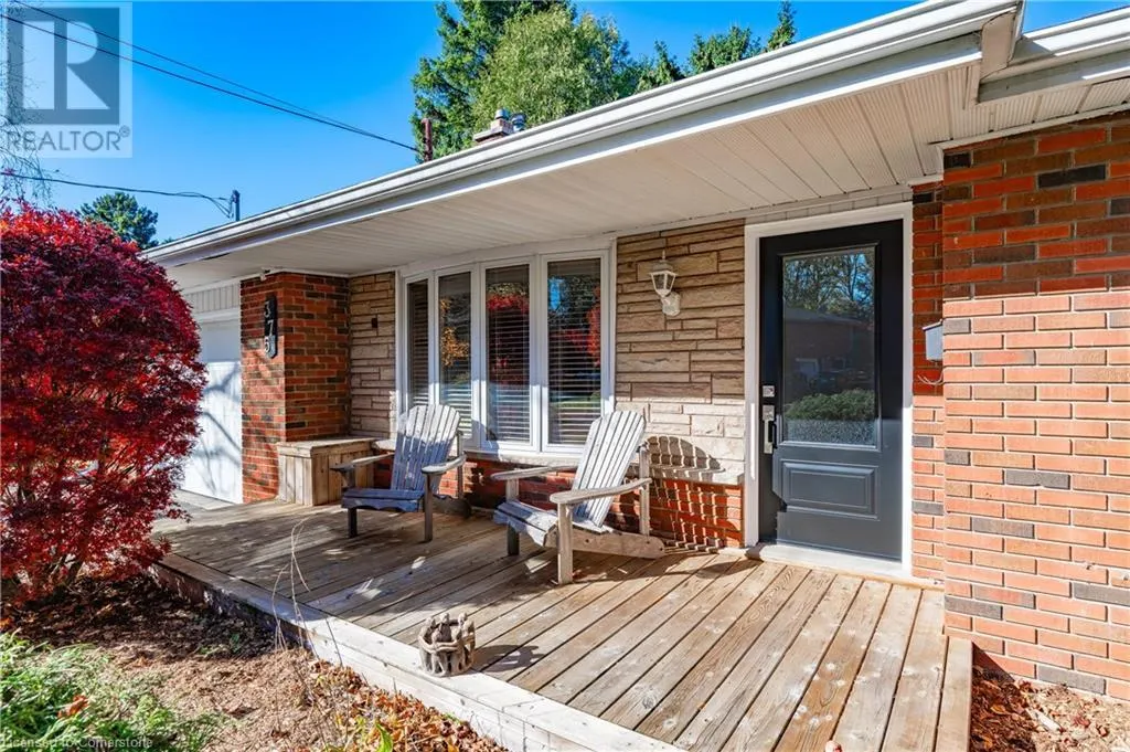 375 CLARENDON Drive