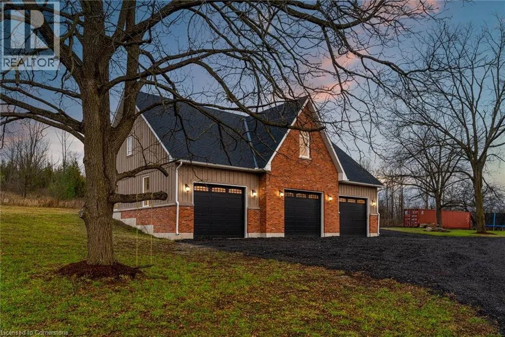 1041 CONCESSION 8 RR 3 W