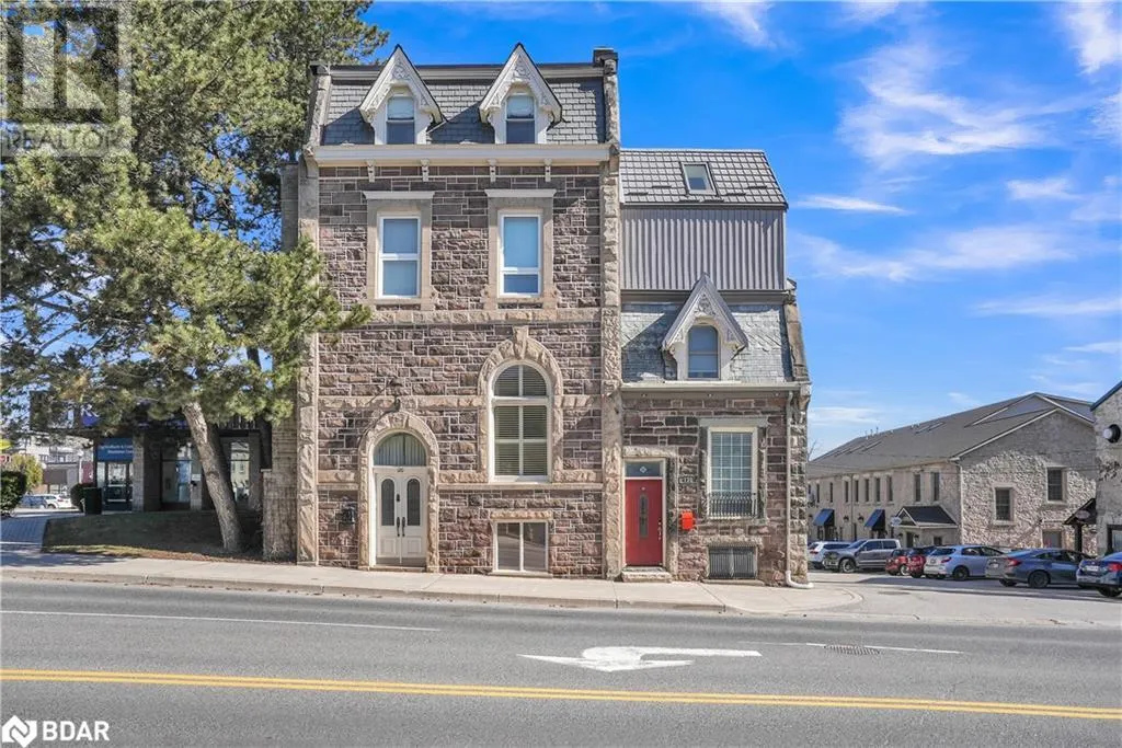 130 ST DAVID Street S