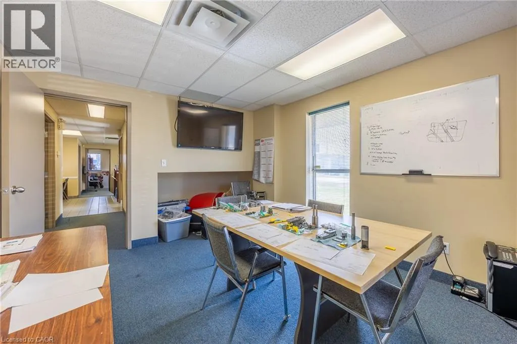 35 SAMNAH Crescent