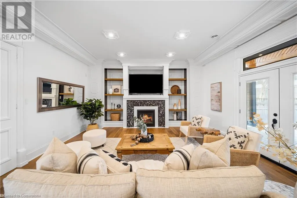 23 CAMERON Drive