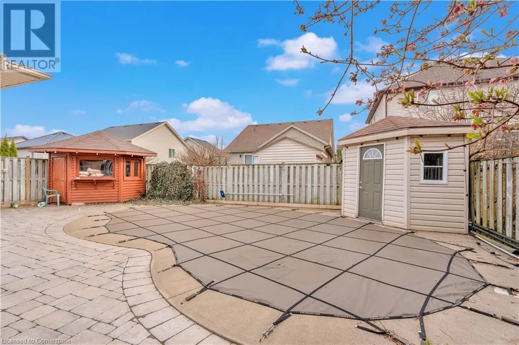 18 BRIARWOOD Drive