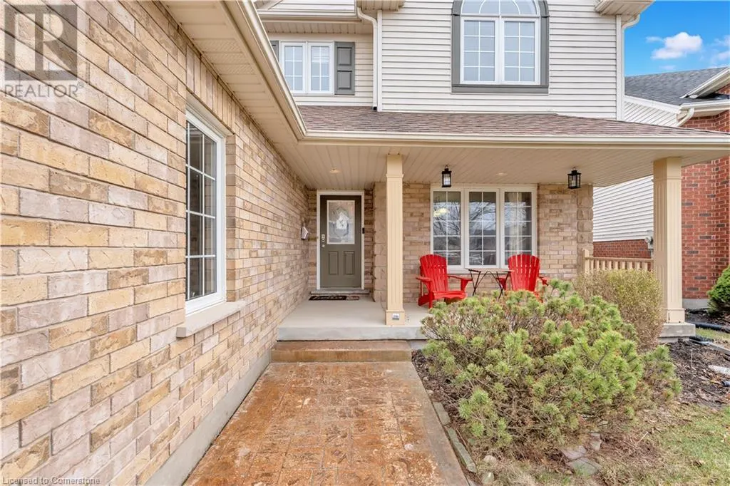 18 BRIARWOOD Drive