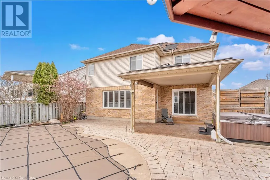 18 BRIARWOOD Drive