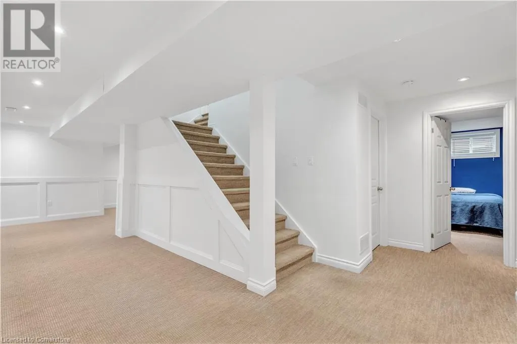 18 BRIARWOOD Drive