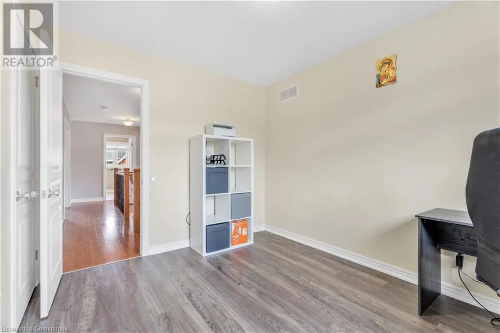 18 BRIARWOOD Drive