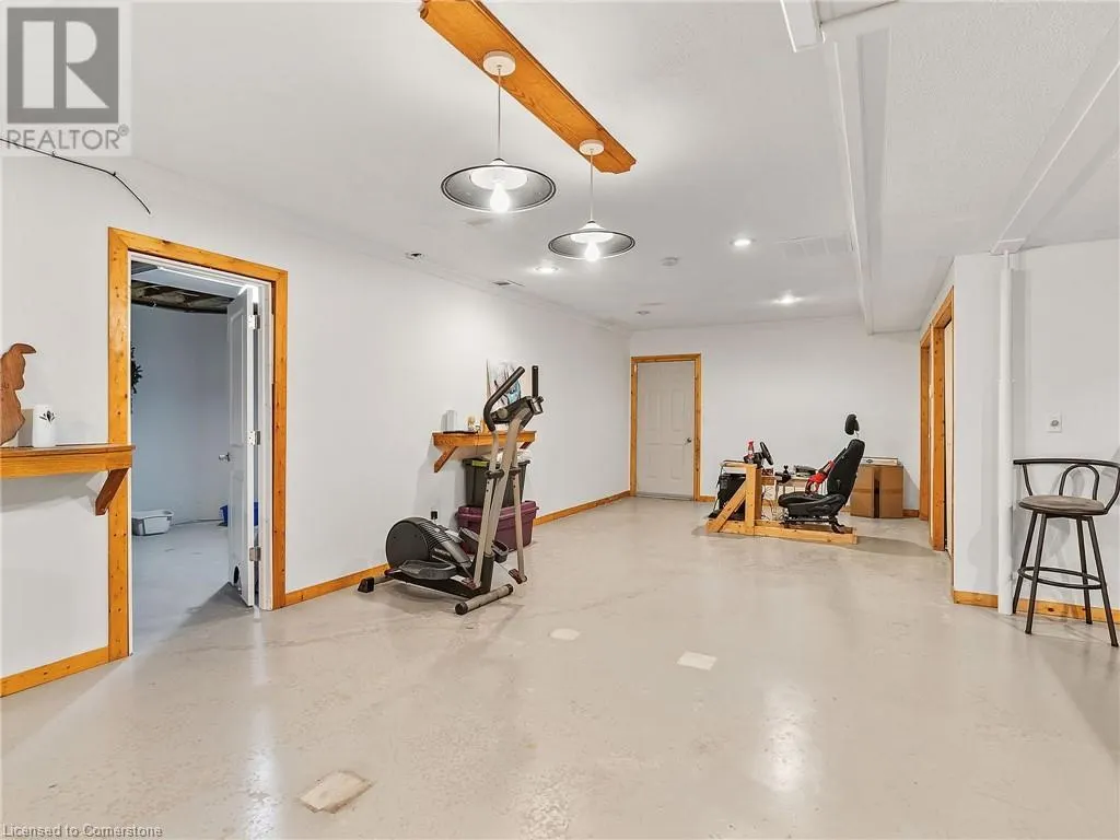 1306 ST JOHNS Road W