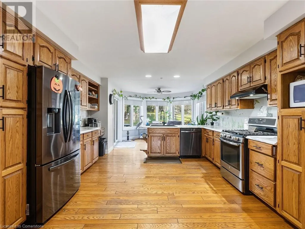 1306 ST JOHNS Road W