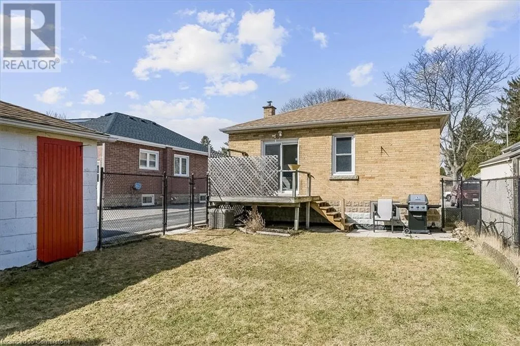273 BOWMAN Street