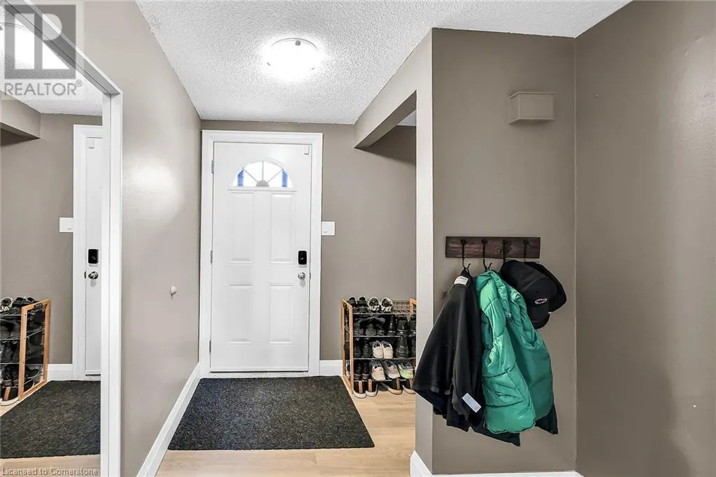 444 STONE CHURCH Street W Unit# T3, #T3
