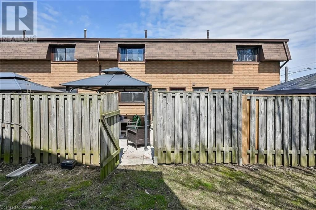 444 STONE CHURCH Street W Unit# T3, #T3