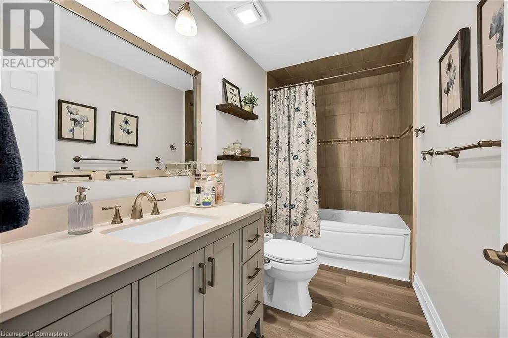 444 STONE CHURCH Street W Unit# T3, #T3