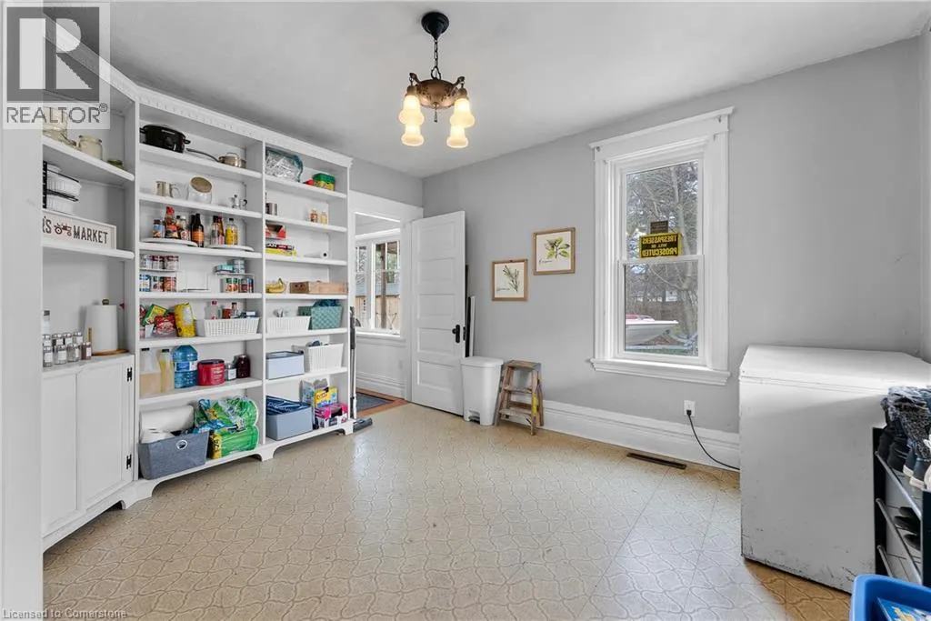 621 ROSEHILL Road