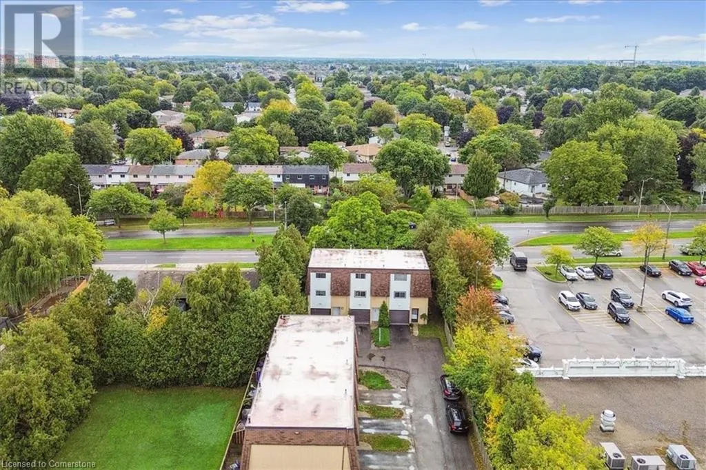 36 GREENDALE Drive Unit# 12, #12