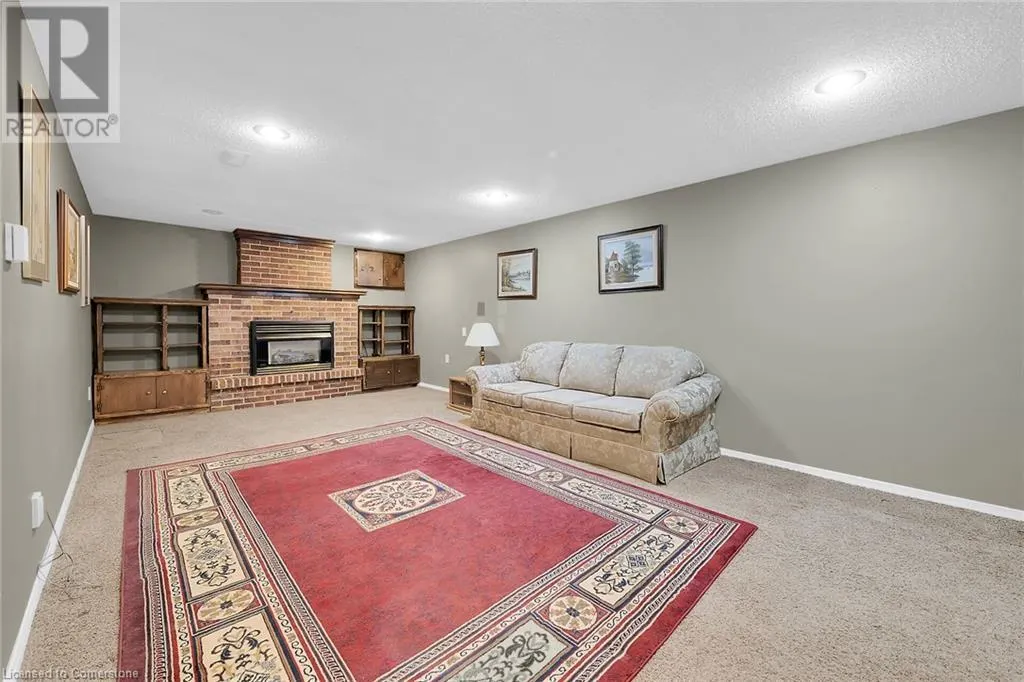 9 GAVIN Drive
