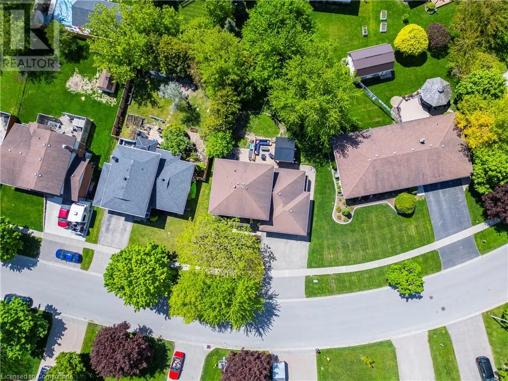 17 VILLAGE Road