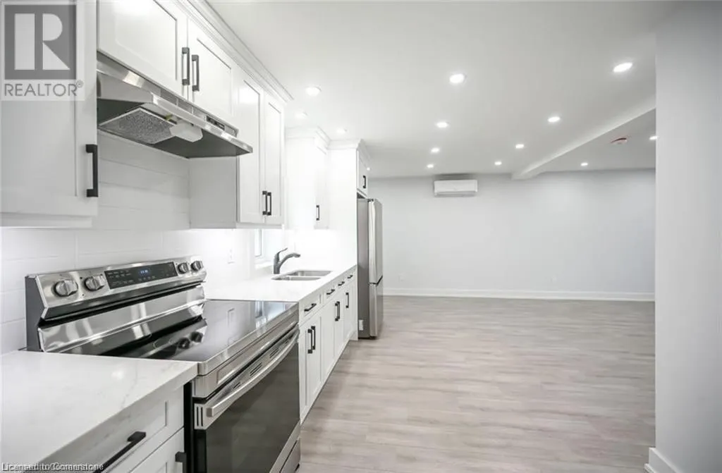 7 CHESTER Road Unit# 3, #3