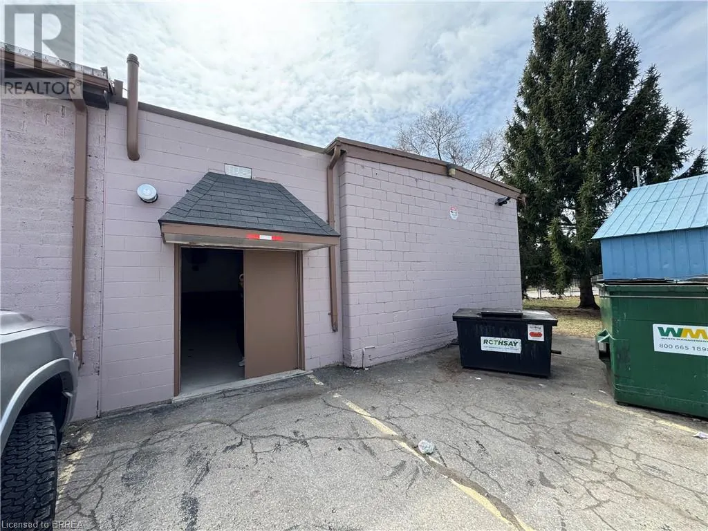 197 ERIE Avenue Unit# Rear #2, #Rear #2