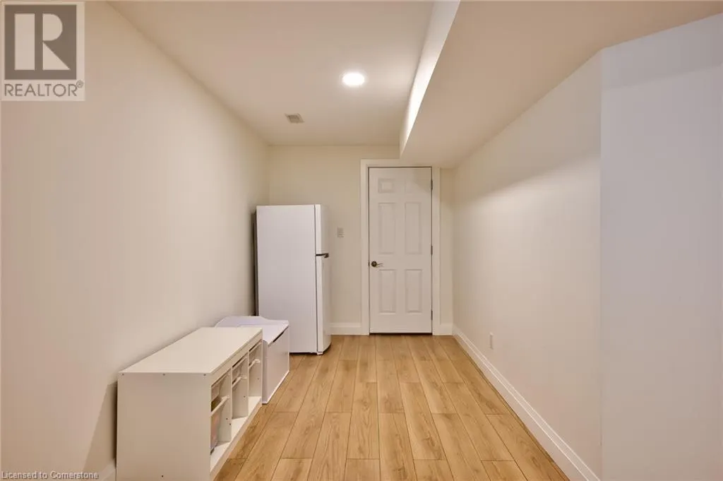 144 STEEPLECHASE Way