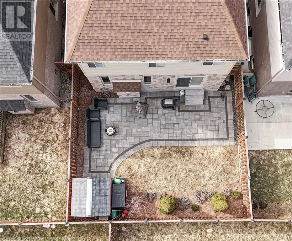 144 STEEPLECHASE Way