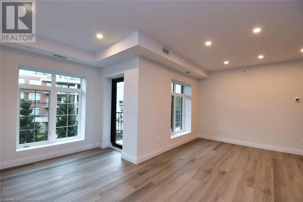 153 WILSON Street W Unit# 306, #306