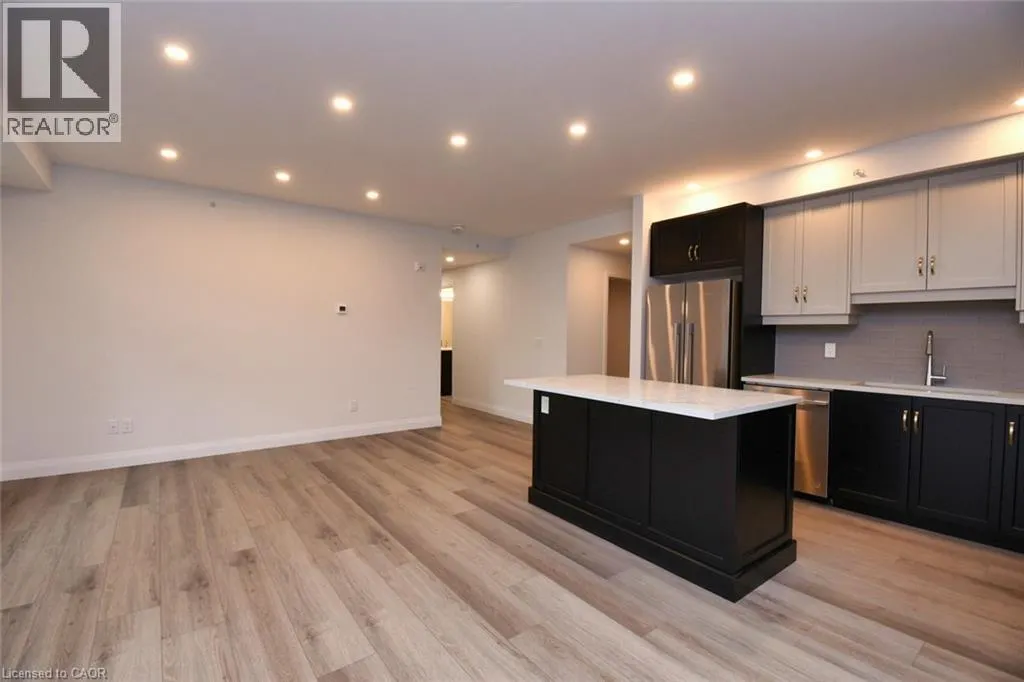 153 WILSON Street W Unit# 306, #306